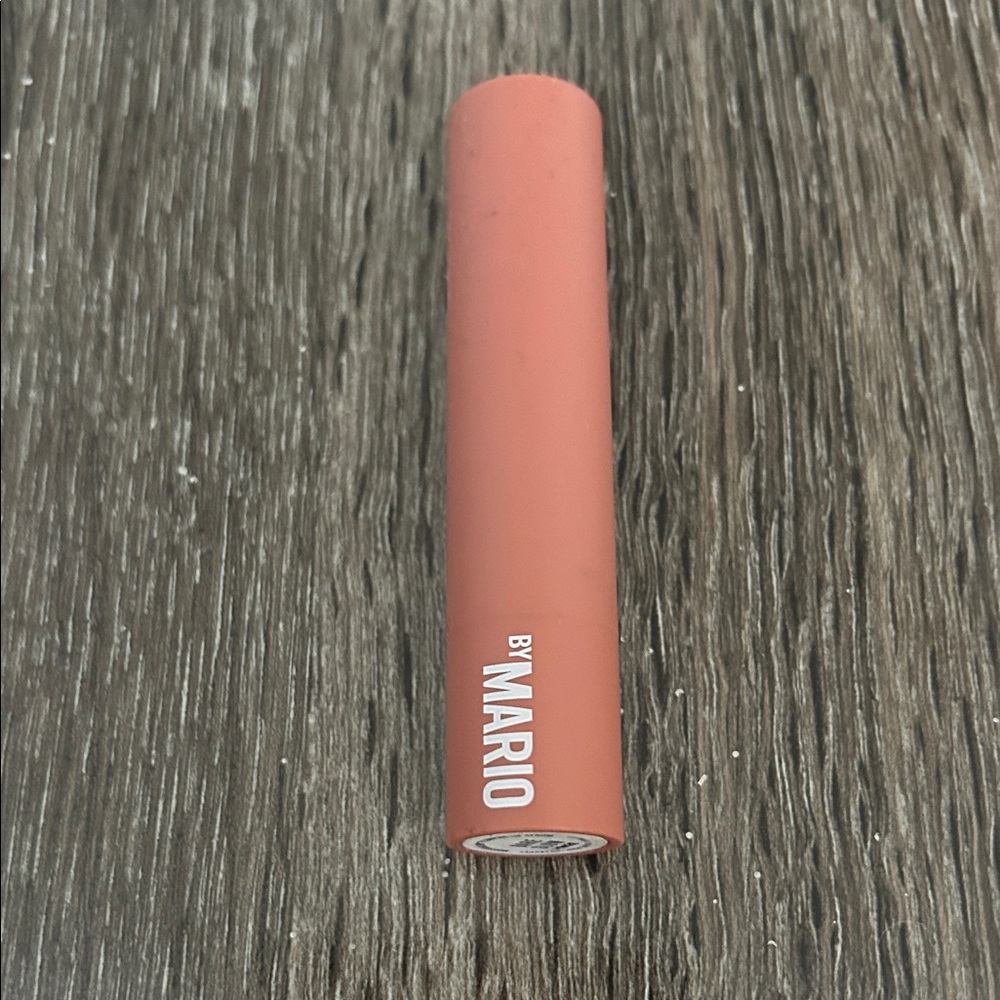 Makeup By Mario Moistureglow Plumping Lip Serum in Bare Glow.